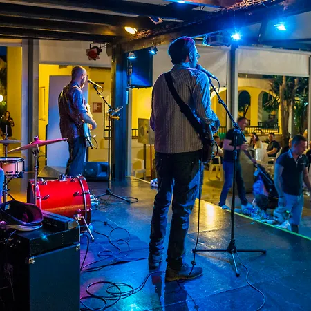 מלון דירות Globales Binimar 3*